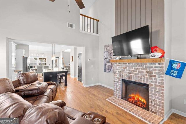 121 Cedar Park Way, Carrollton, GA 30117