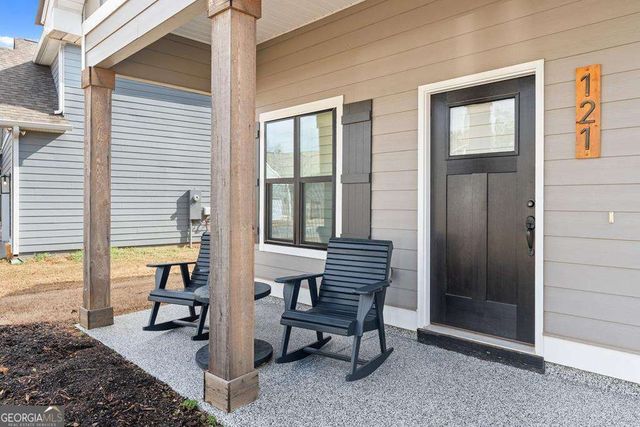 121 Cedar Park Way, Carrollton, GA 30117