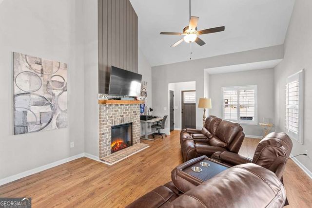 121 Cedar Park Way, Carrollton, GA 30117