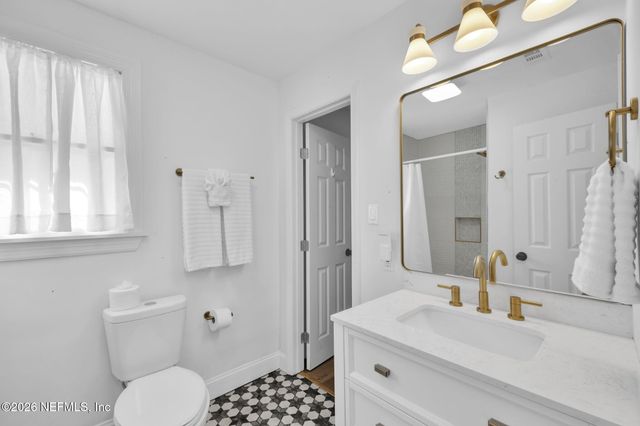 1002 1ST Avenue S, Jacksonville Beach, FL 32250