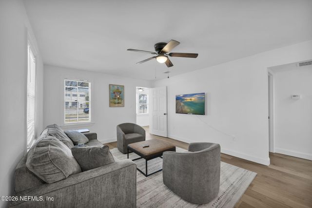 1002 1ST Avenue S, Jacksonville Beach, FL 32250