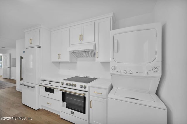 1002 1ST Avenue S, Jacksonville Beach, FL 32250