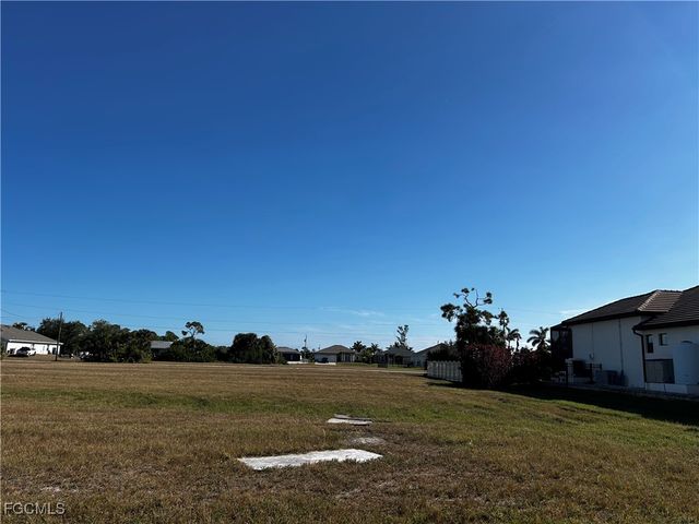 2345 NW 37th PL, Cape Coral, FL 33993