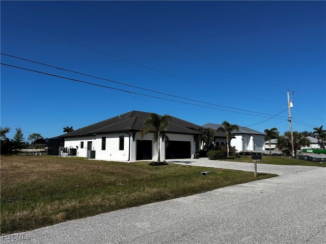 2345 NW 37th PL, Cape Coral, FL 33993