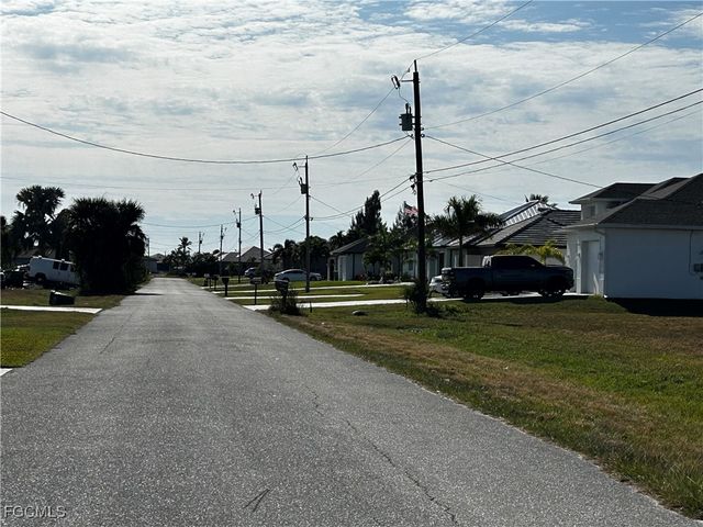 2345 NW 37th PL, Cape Coral, FL 33993