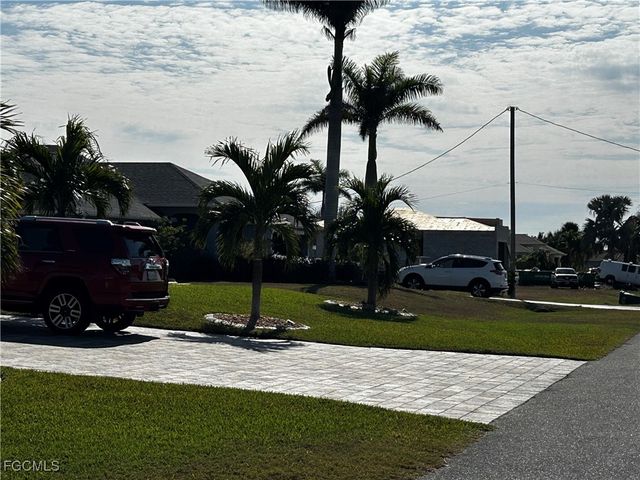 2345 NW 37th PL, Cape Coral, FL 33993