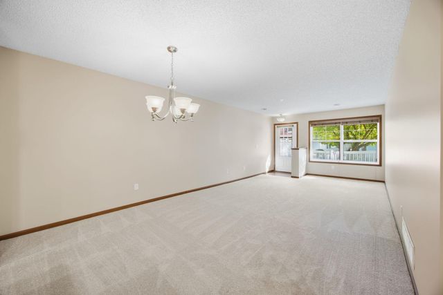 15562 60th Avenue N, Plymouth, MN 55446