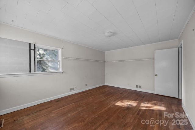 228 Grove Street, Brevard, NC 28712