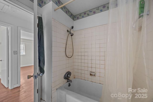 228 Grove Street, Brevard, NC 28712