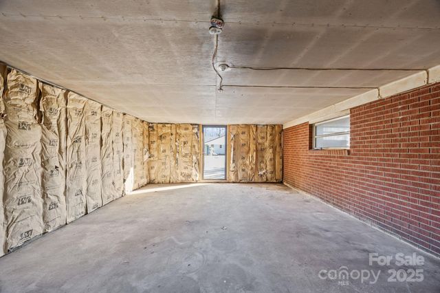 228 Grove Street, Brevard, NC 28712