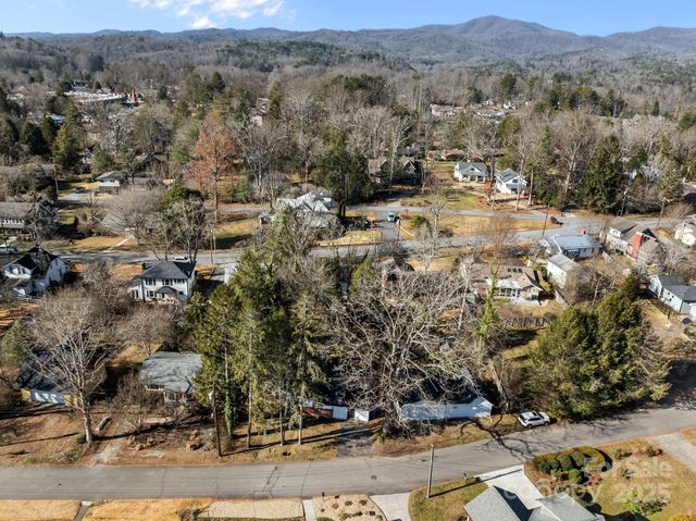 228 Grove Street, Brevard, NC 28712