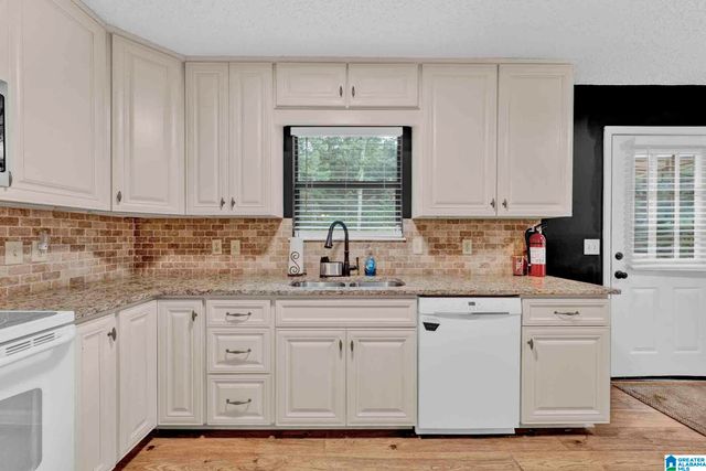 9374 BAGLEY ROAD, Dora, AL 35062
