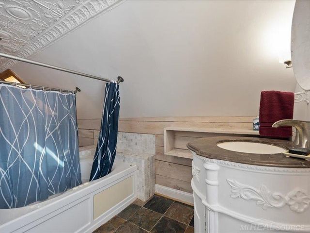 8839 Petz Road, Imlay City, MI 48444