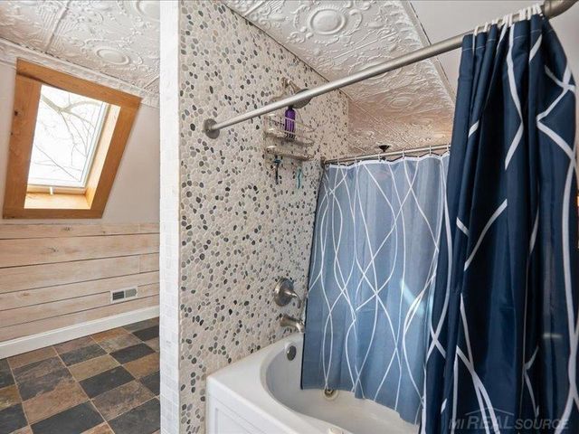 8839 Petz Road, Imlay City, MI 48444