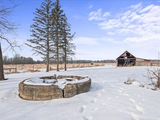 8839 Petz Road, Imlay City, MI 48444