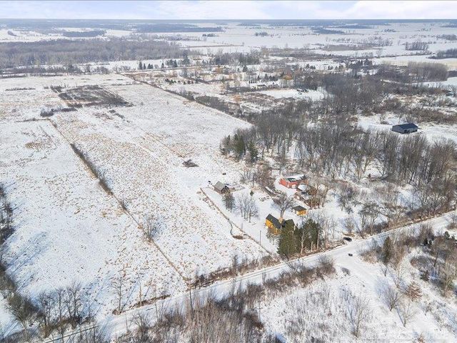 8839 Petz Road, Imlay City, MI 48444