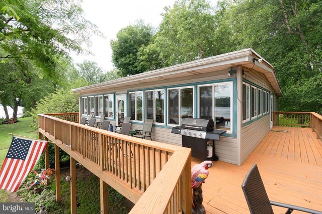57 BEECH ISLAND, Middletown, PA 17057