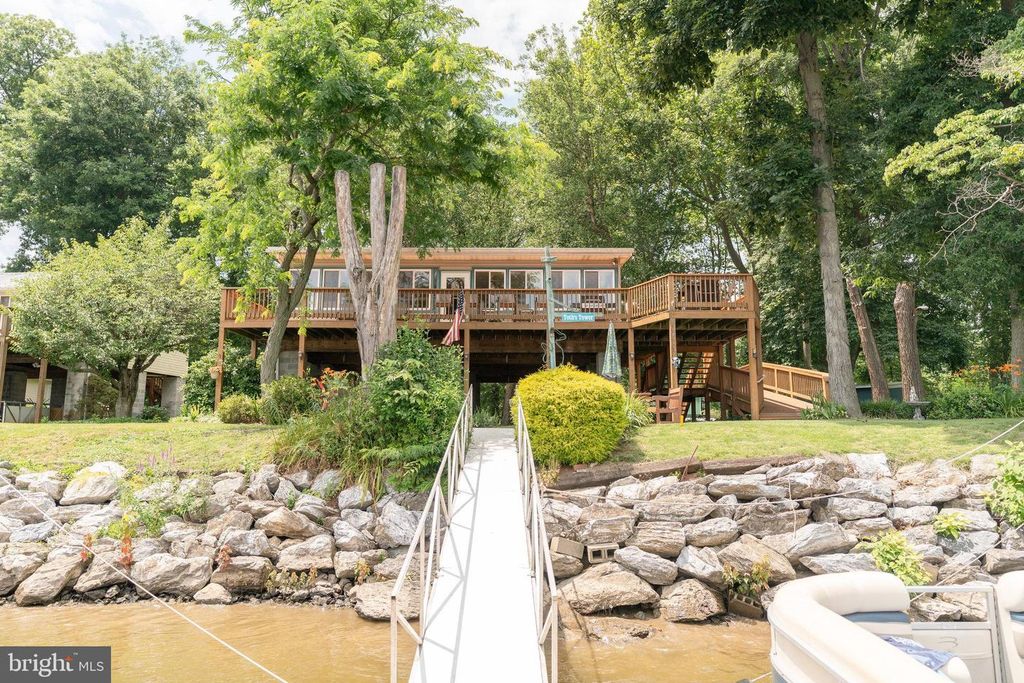 57 BEECH ISLAND, Middletown, PA 17057