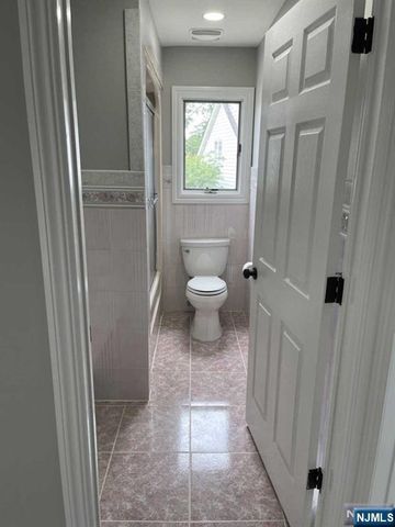 30 Livi Court, Elmwood Park, NJ 07407