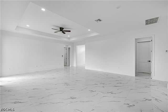 1633 NW 31st PL, Cape Coral, FL 33993