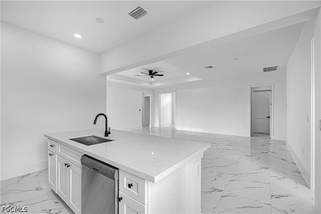 1633 NW 31st PL, Cape Coral, FL 33993