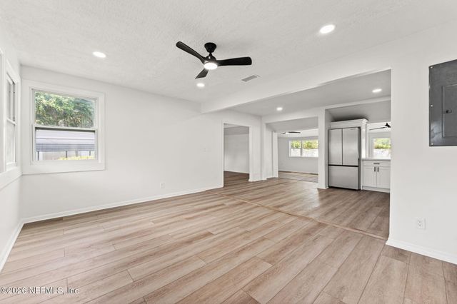 9768 S JUPITER Court S, Jacksonville, FL 32246
