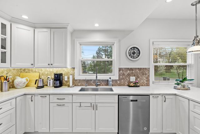 200 N Marquette Trail, Michigan City, IN 46360