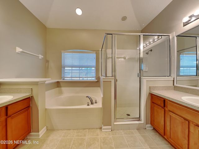 10136 LANCASHIRE Drive, Jacksonville, FL 32219