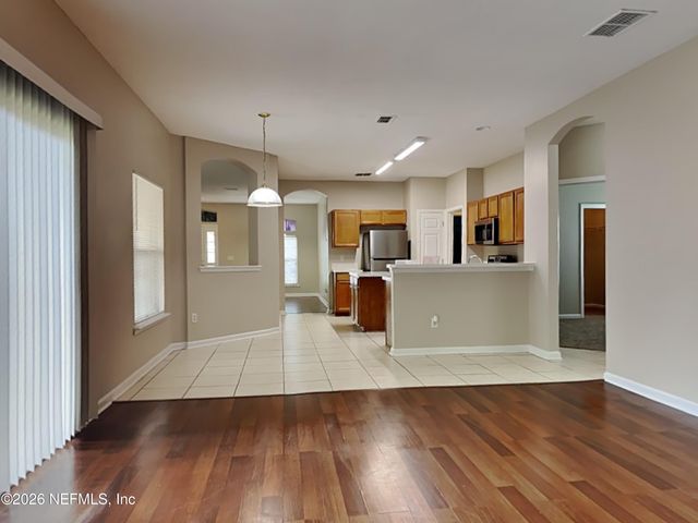 10136 LANCASHIRE Drive, Jacksonville, FL 32219
