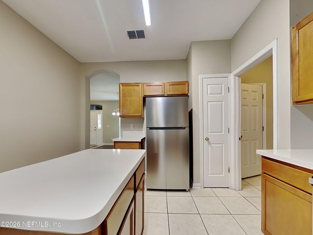 10136 LANCASHIRE Drive, Jacksonville, FL 32219