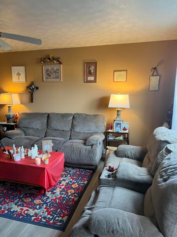 1096 Merrick Drive, Richmond, KY 40475