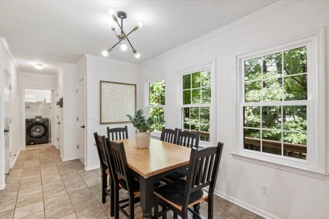 523 Summer Terrace, Woodstock, GA 30189