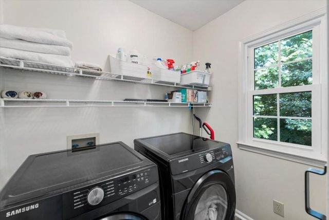 523 Summer Terrace, Woodstock, GA 30189