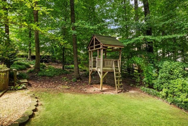 523 Summer Terrace, Woodstock, GA 30189