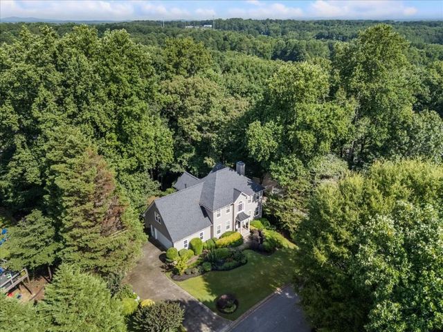 523 Summer Terrace, Woodstock, GA 30189