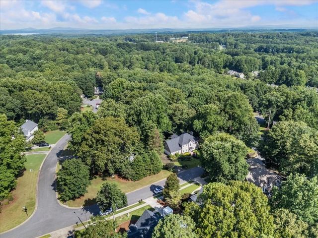 523 Summer Terrace, Woodstock, GA 30189