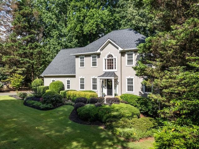 523 Summer Terrace, Woodstock, GA 30189