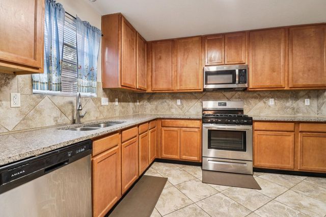 15639 Forest Creek Farms Drive, Cypress, TX 77429