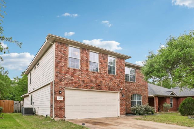 15639 Forest Creek Farms Drive, Cypress, TX 77429