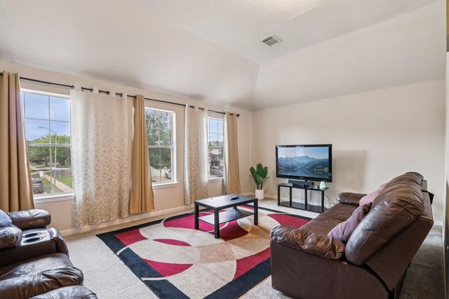 15639 Forest Creek Farms Drive, Cypress, TX 77429