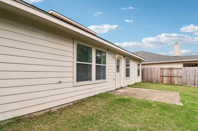 15639 Forest Creek Farms Drive, Cypress, TX 77429