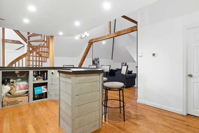 321 Plantation St 300, Worcester, MA 01604