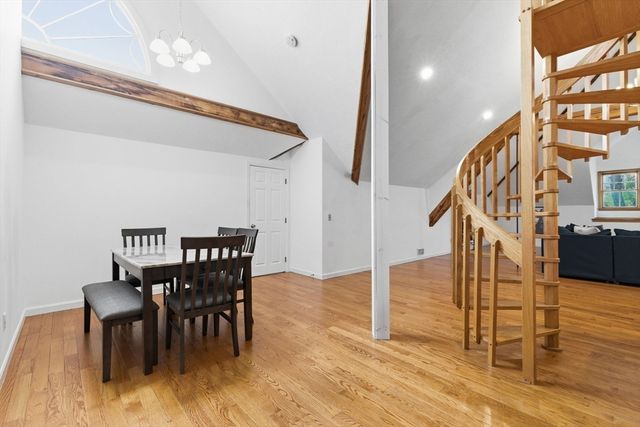 321 Plantation St 300, Worcester, MA 01604