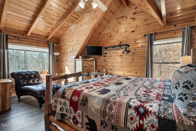 2029 Settlers Ridge Way, Sevierville, TN 37876