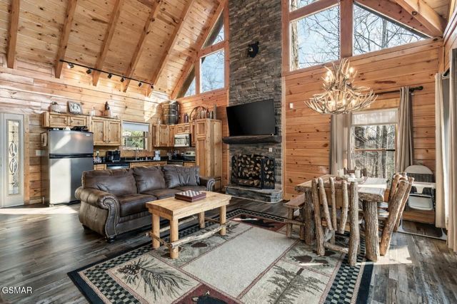 2029 Settlers Ridge Way, Sevierville, TN 37876