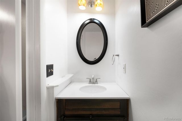 11995 E Kepner Drive, Aurora, CO 80012