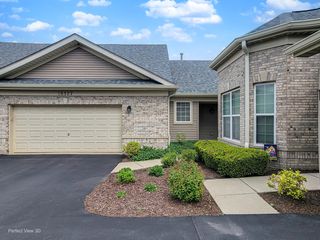 16127 Powderhorn Lake Way, Crest Hill, IL 60403