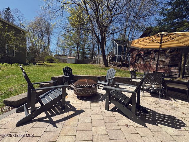 247 Maple Avenue, Saratoga Springs, NY 12866