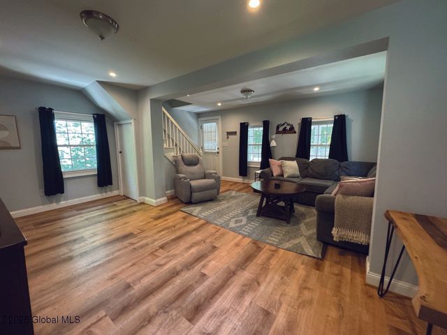 247 Maple Avenue, Saratoga Springs, NY 12866