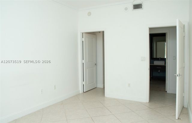 10 Aragon Ave 703, Coral Gables, FL 33134